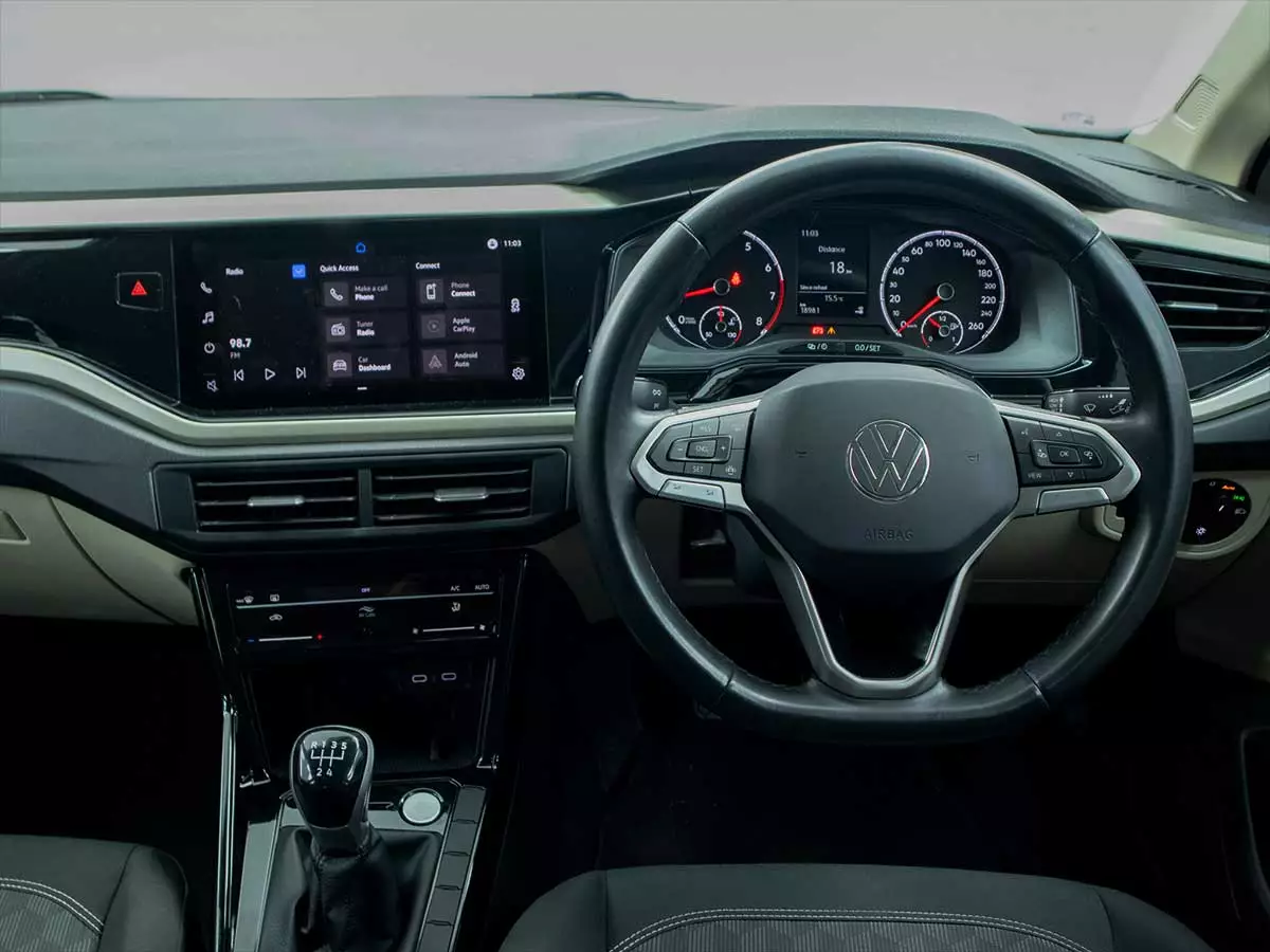 Vehicle Image for 15/17for Volkswagen Polo Sedan 1.6 Life Manual