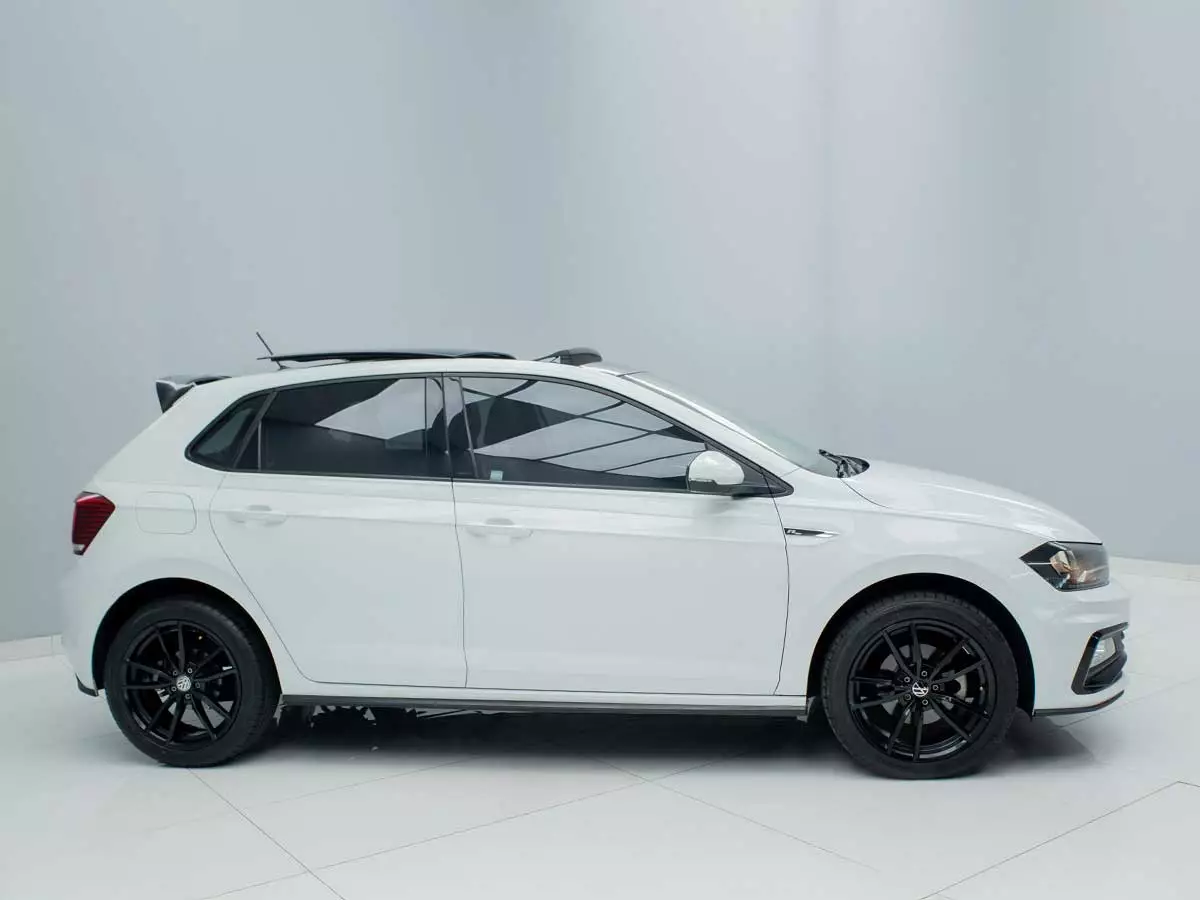 Vehicle Image for 4/17for Volkswagen Polo Hatch 1.0TSI Highline R-Line Auto